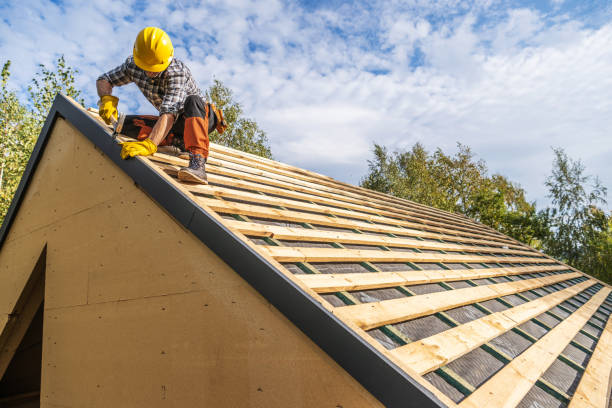 Best Flat Roof Repair Services  in Hobart, WI